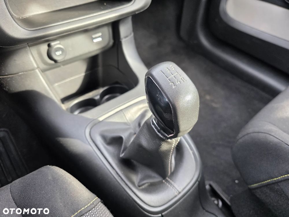 Citroën C3 BlueHDi 100 S&S FEEL - 18