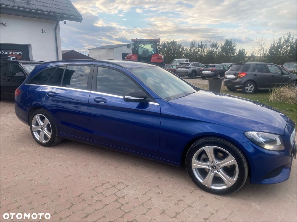 Mercedes-Benz Klasa C 180 BlueTEC 7G-TRONIC Edition 1 - 16