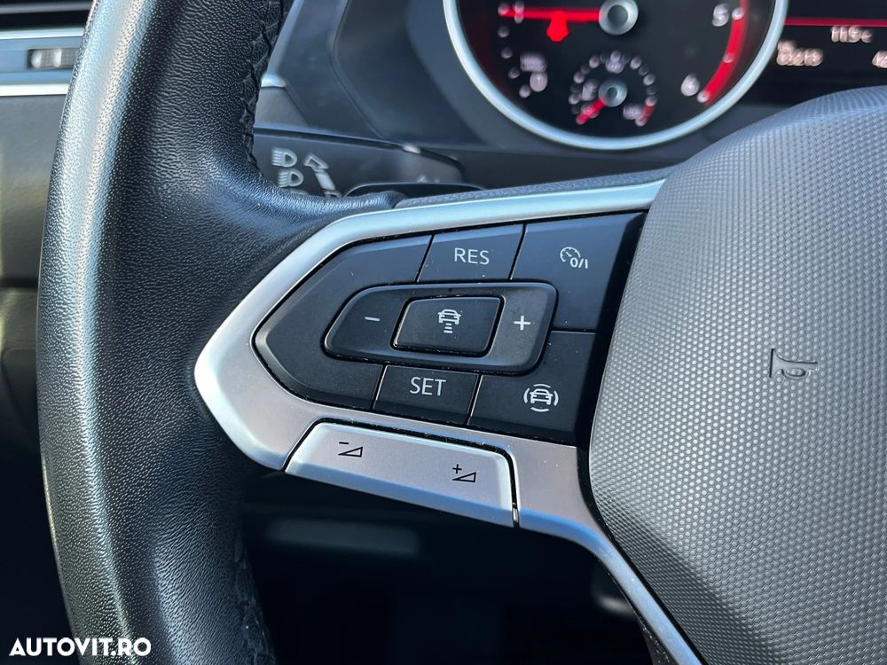 Volkswagen Tiguan 2.0 TDI SCR DSG 4Motion Life - 16