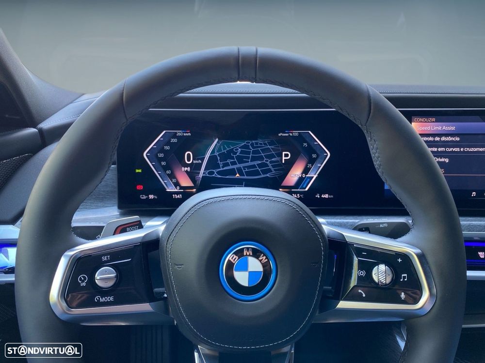 BMW i7 eDrive50 Pack Desportivo M Pro - 6