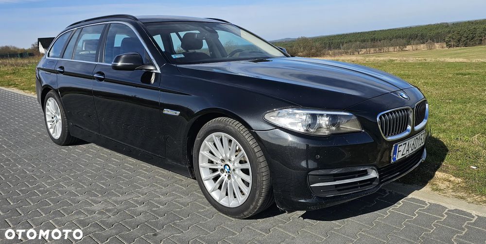 BMW Seria 5 520d xDrive - 7
