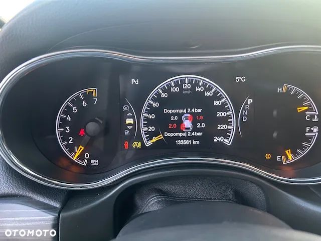 Jeep Grand Cherokee ver-3-6-v6-limited - 12