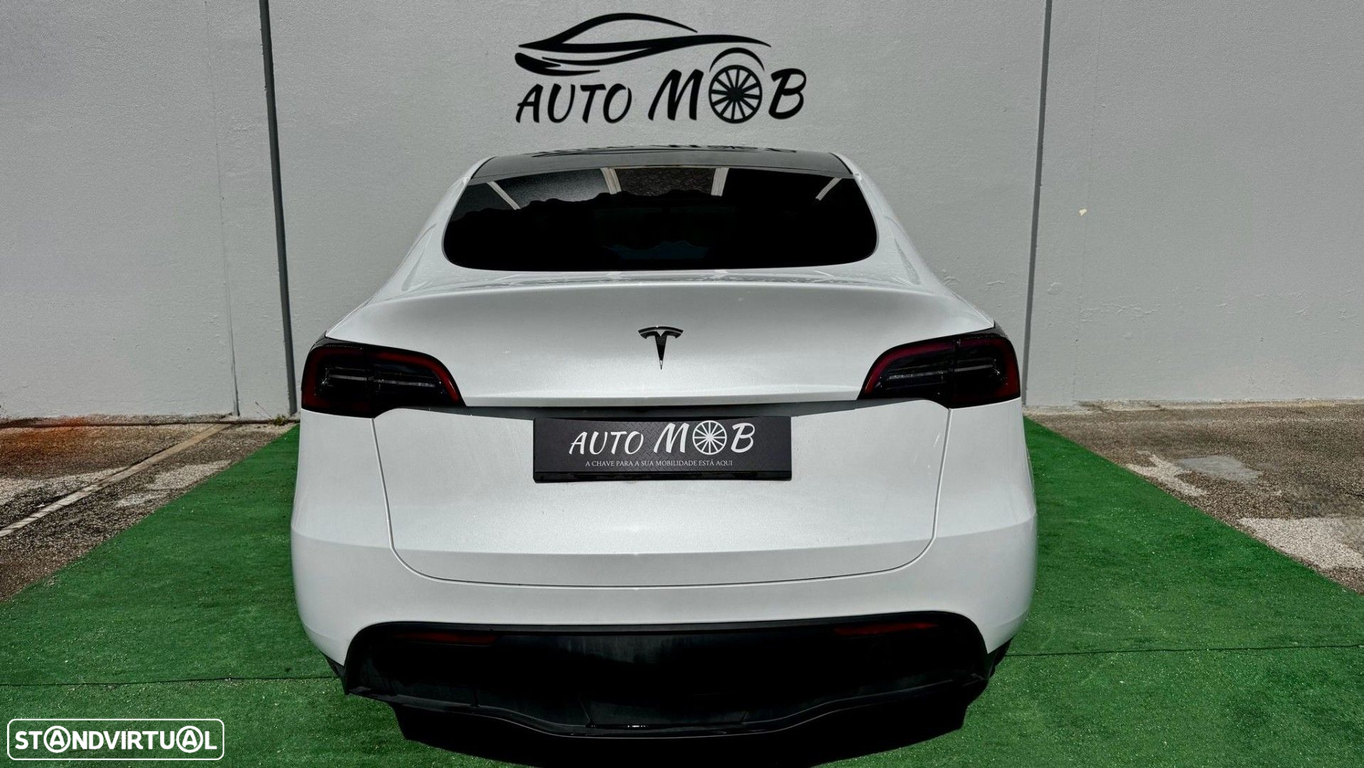 Tesla Model Y Long Range RWD - 10