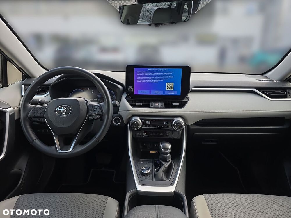 Toyota RAV4 - 9