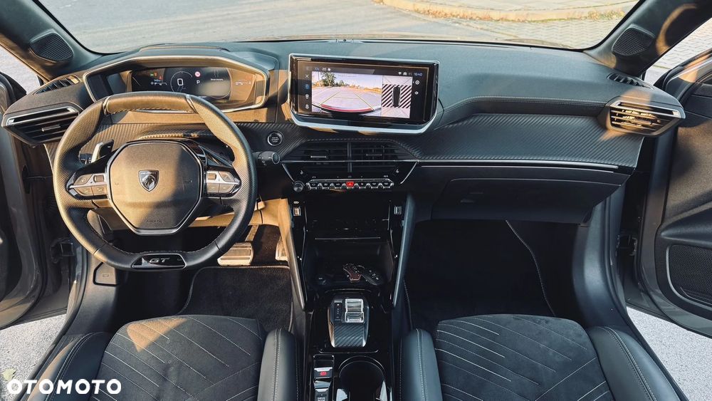 Peugeot 208 1.2 mHEV GT - 17