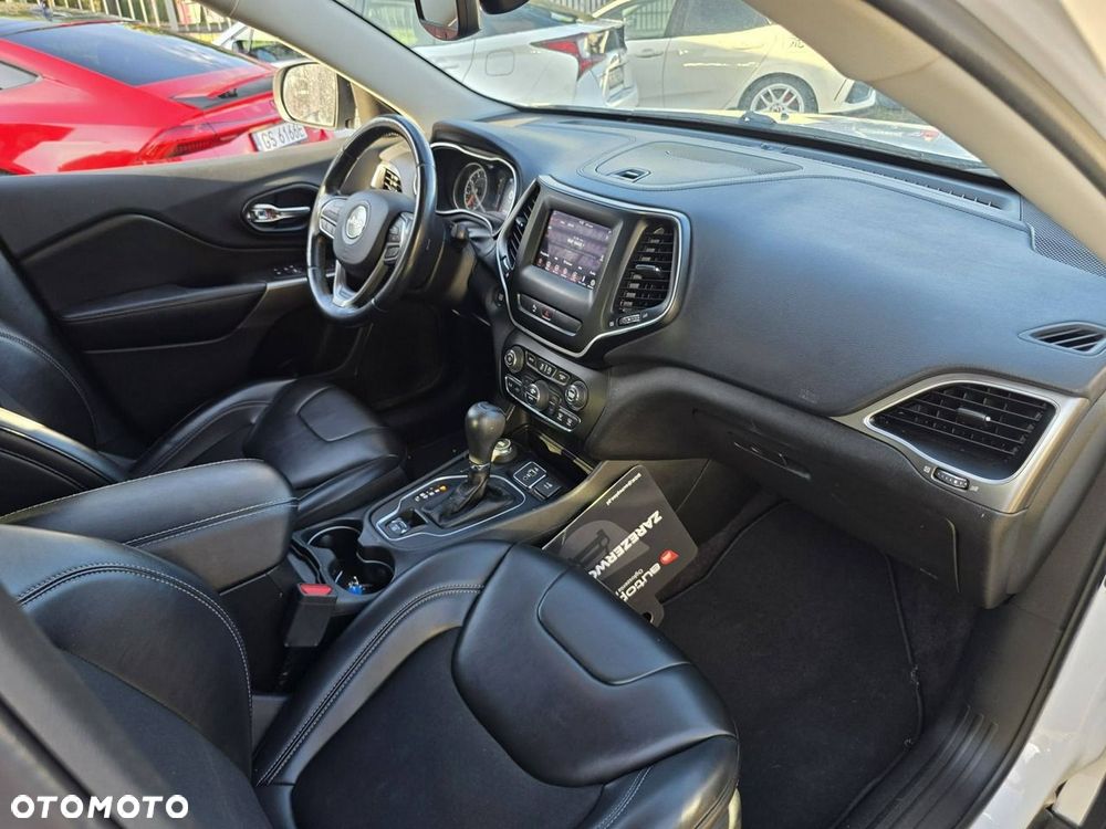 Jeep Cherokee 2.0 GME Active Drive I Limited - 30