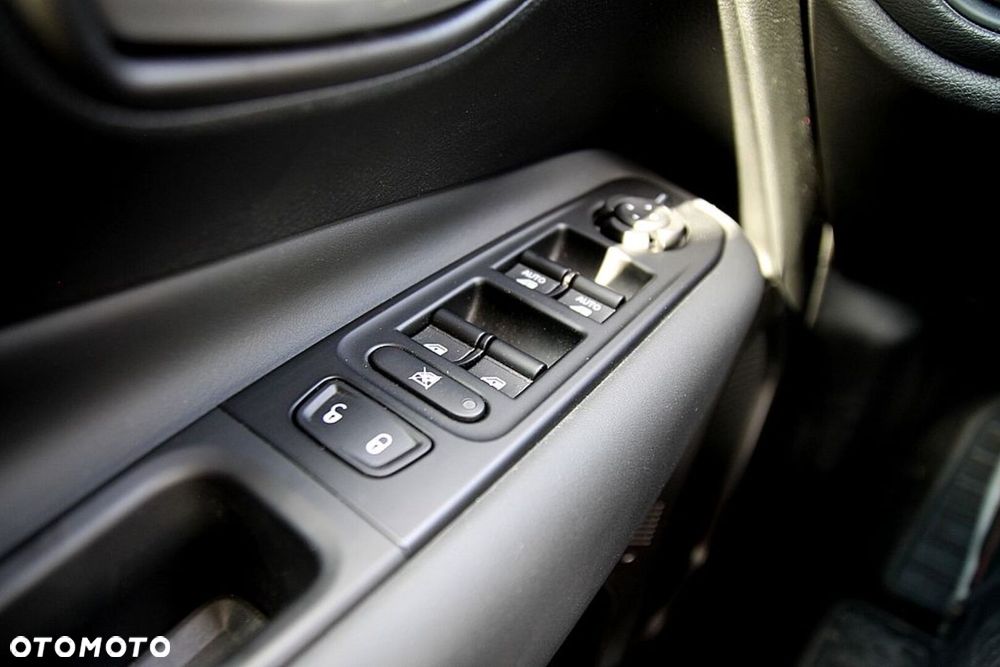 Jeep Renegade 1.5 T4 mHEV Limited FWD S&S DCT - 27