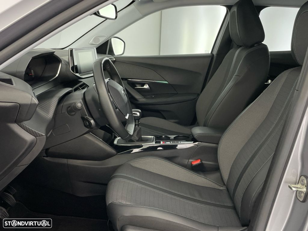Peugeot 2008 1.2 PureTech Allure - 11