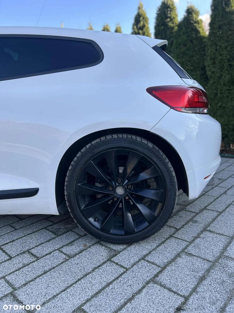 Volkswagen Scirocco - 8