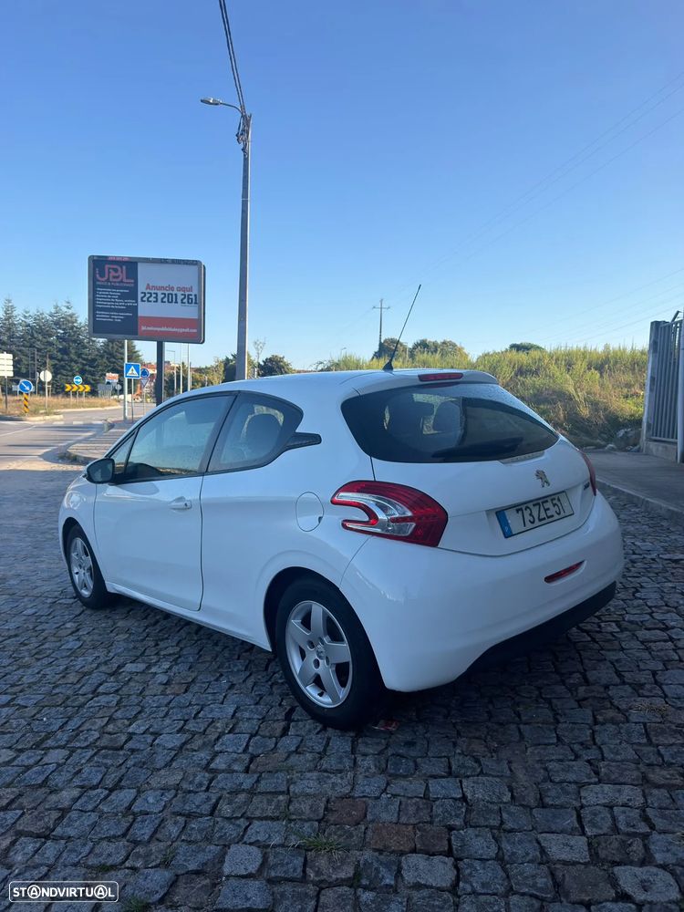 Peugeot 208 68 VTI Active - 4