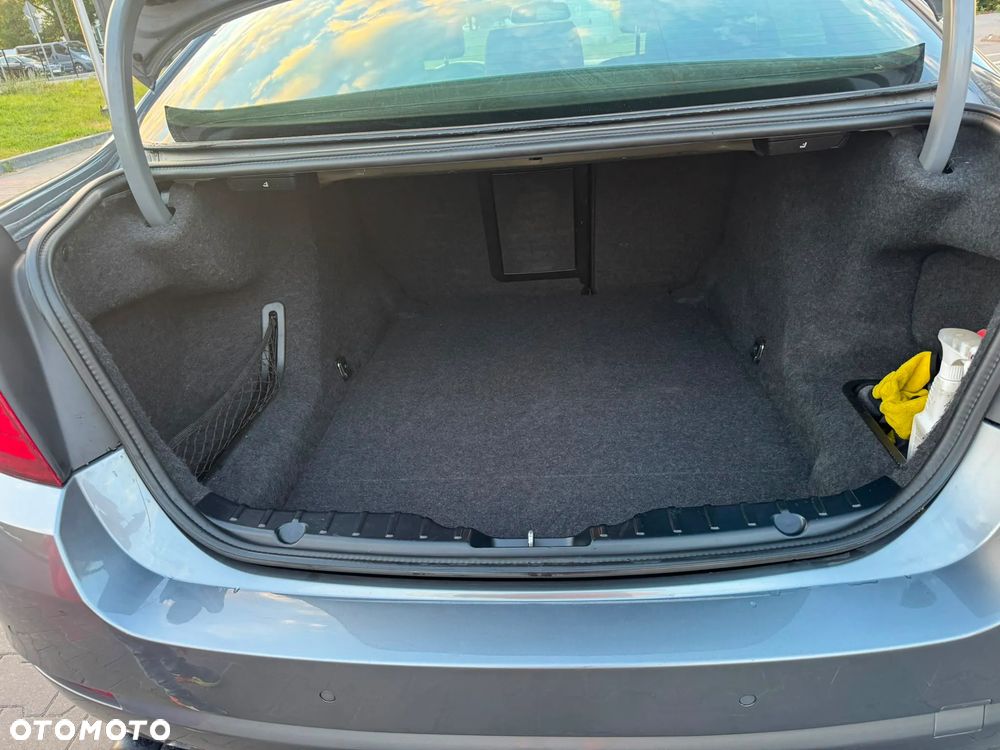 BMW Seria 5 520d Edition Fleet Lifestyle - 13