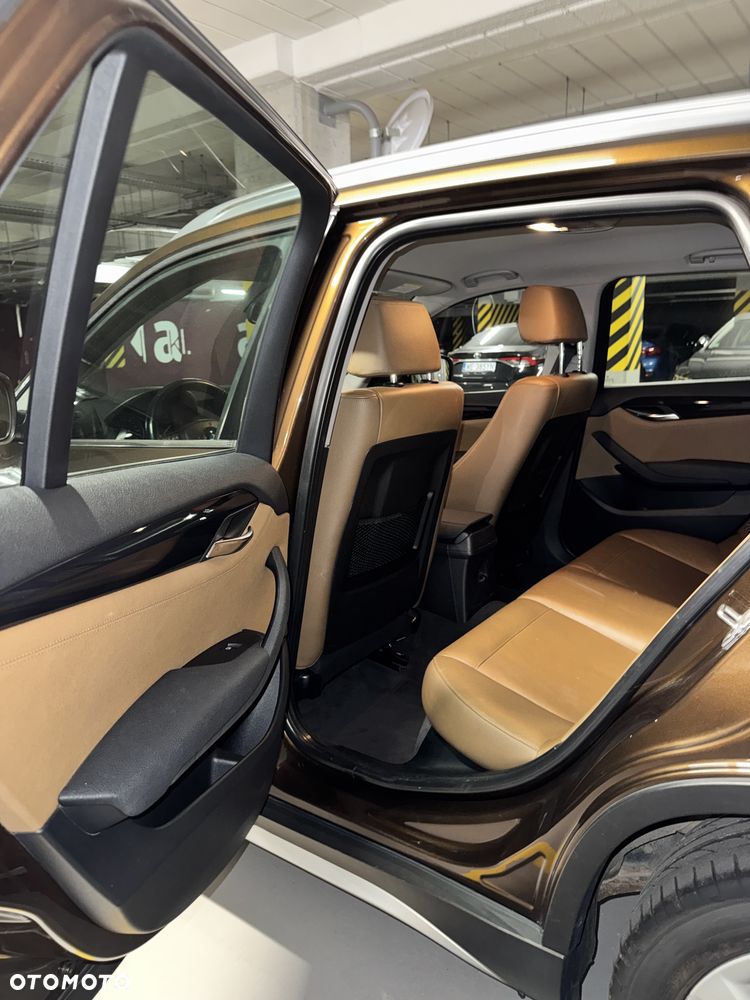 BMW X1 xDrive23d - 9