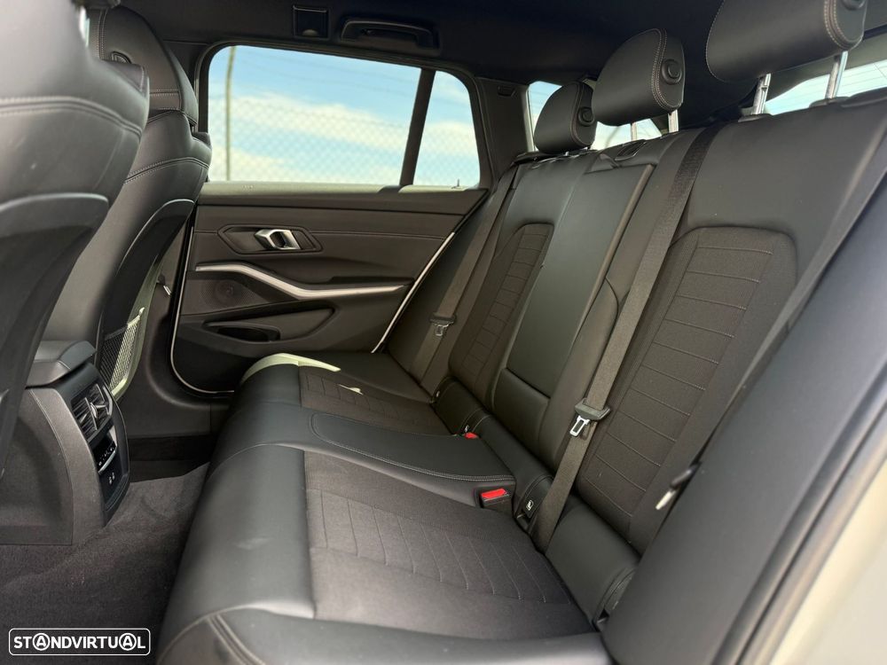 BMW 320 e Corporate Edition Auto - 56