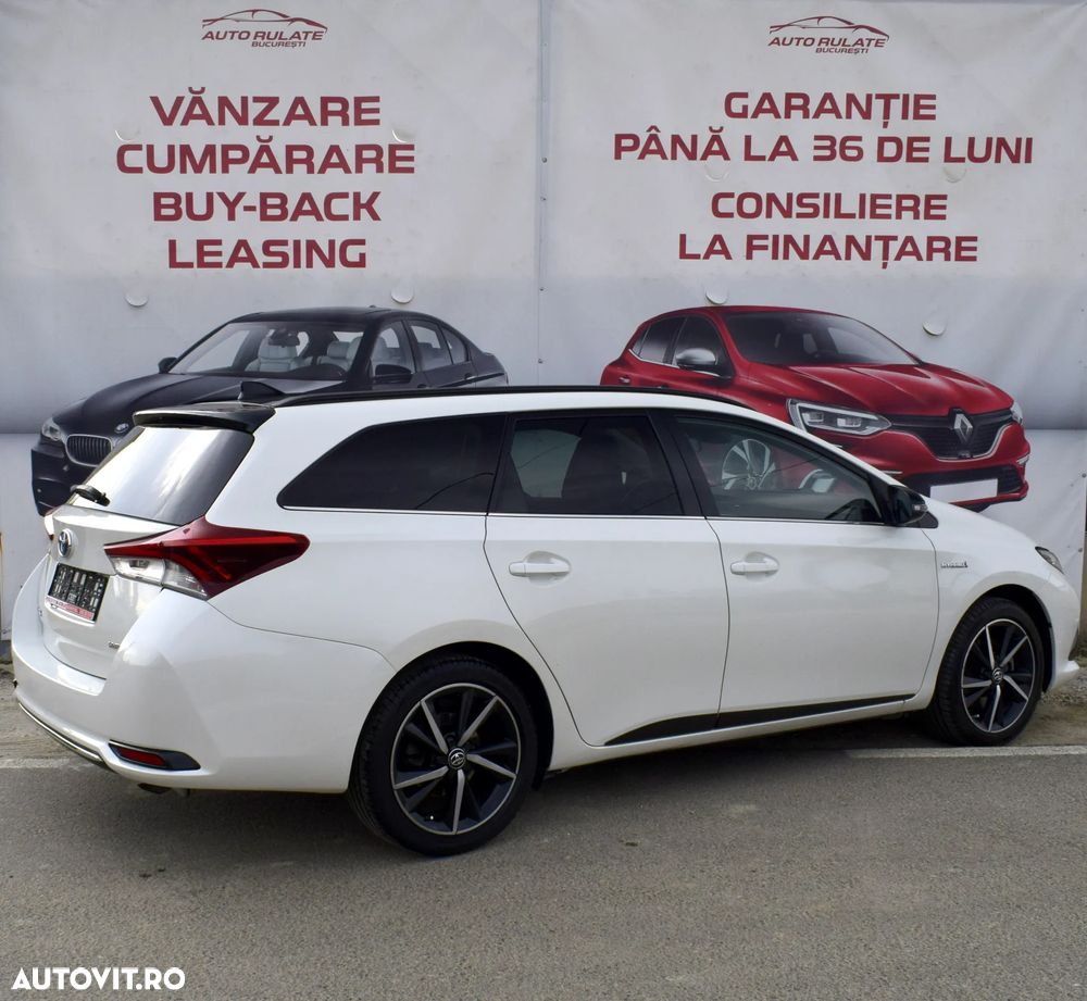 Toyota Auris 1.8 VVT-i Automatik Design Edition - 4