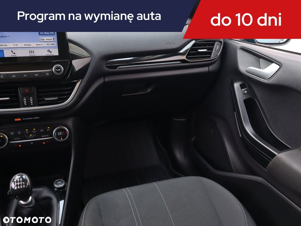 Ford Fiesta - 10