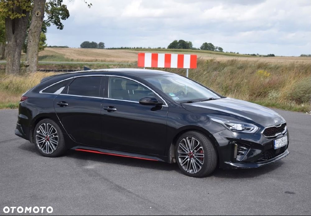 Kia ProCeed 1.6 T-GDI GT DCT - 4