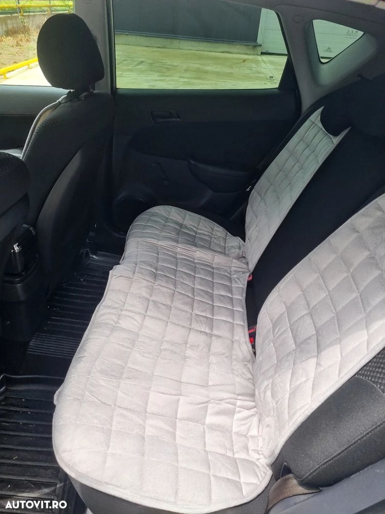 Hyundai i30 1.4 GL Classic - 5