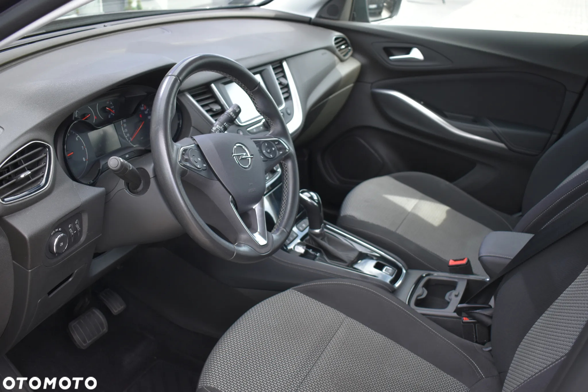 Opel Grandland X 1.2 T Enjoy S&S - 20