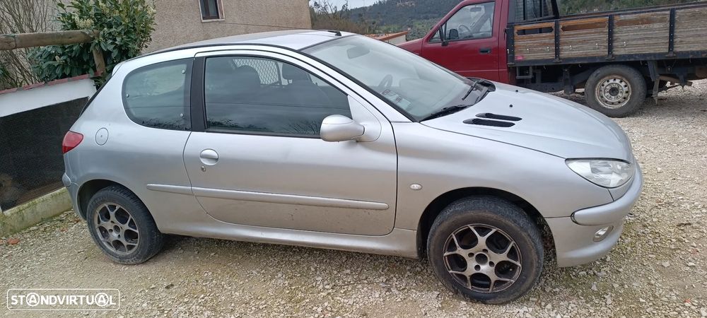 Peugeot 206 - 2