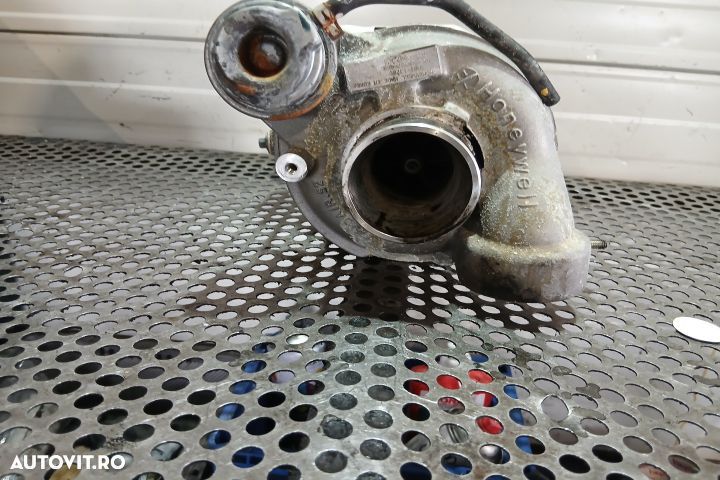 Turbosuflanta SH01-13700 SH01-13700 Mazda CX-5 1 (KE) [2011 - 2015] C - 3