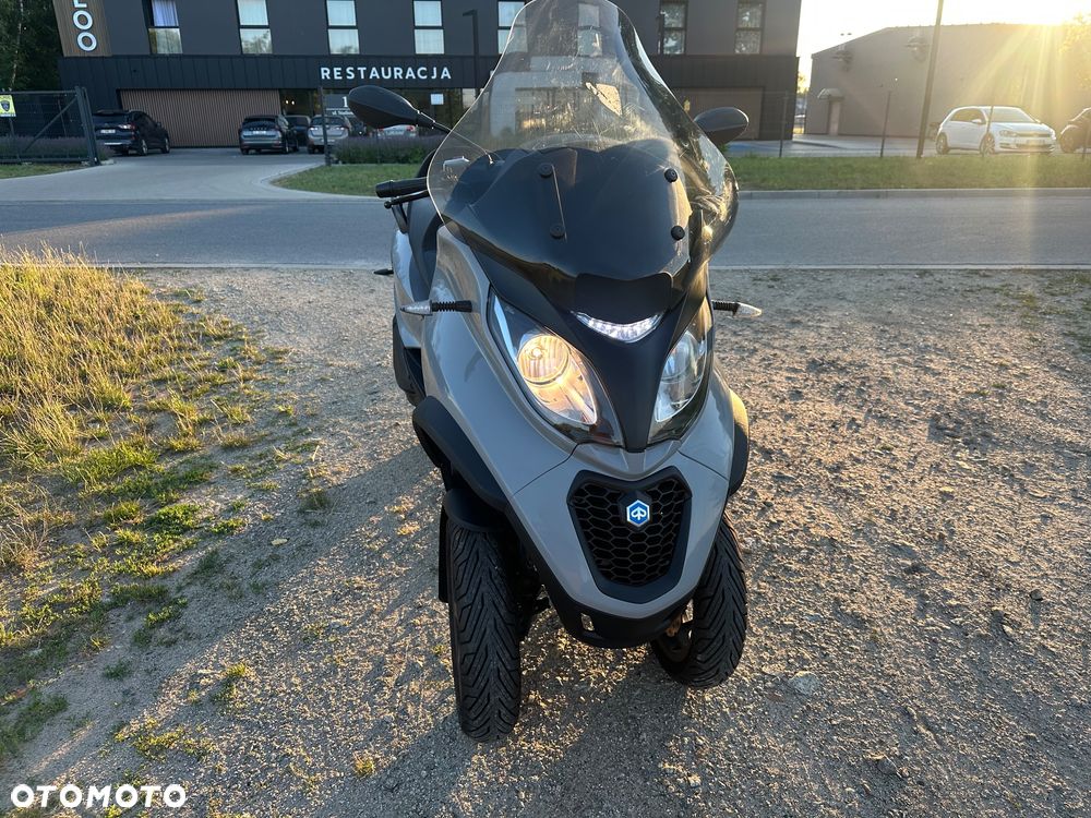 Piaggio MP-3 - 2