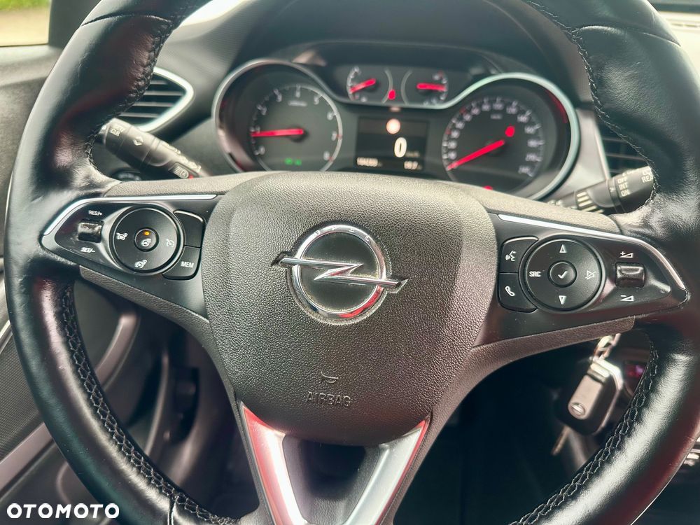 Opel Crossland X - 14