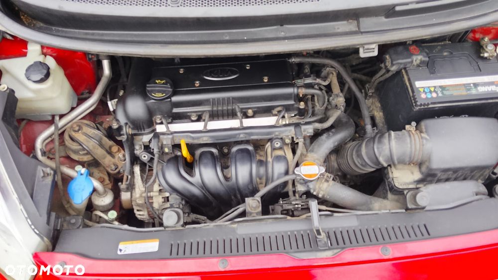 Kia Venga 1.4 L - 14