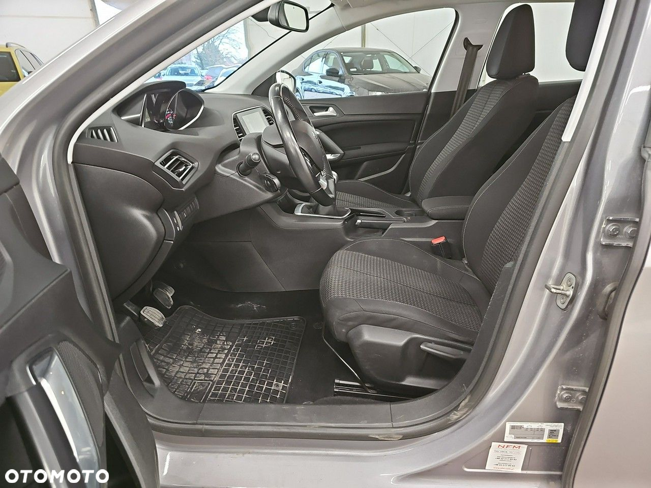 Peugeot 308 - 12
