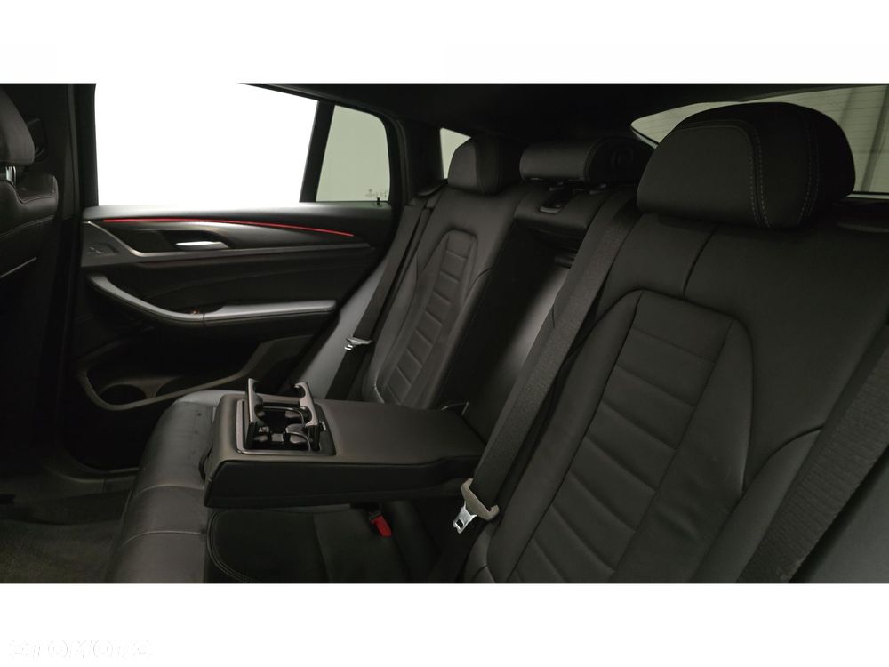 BMW X4 - 23
