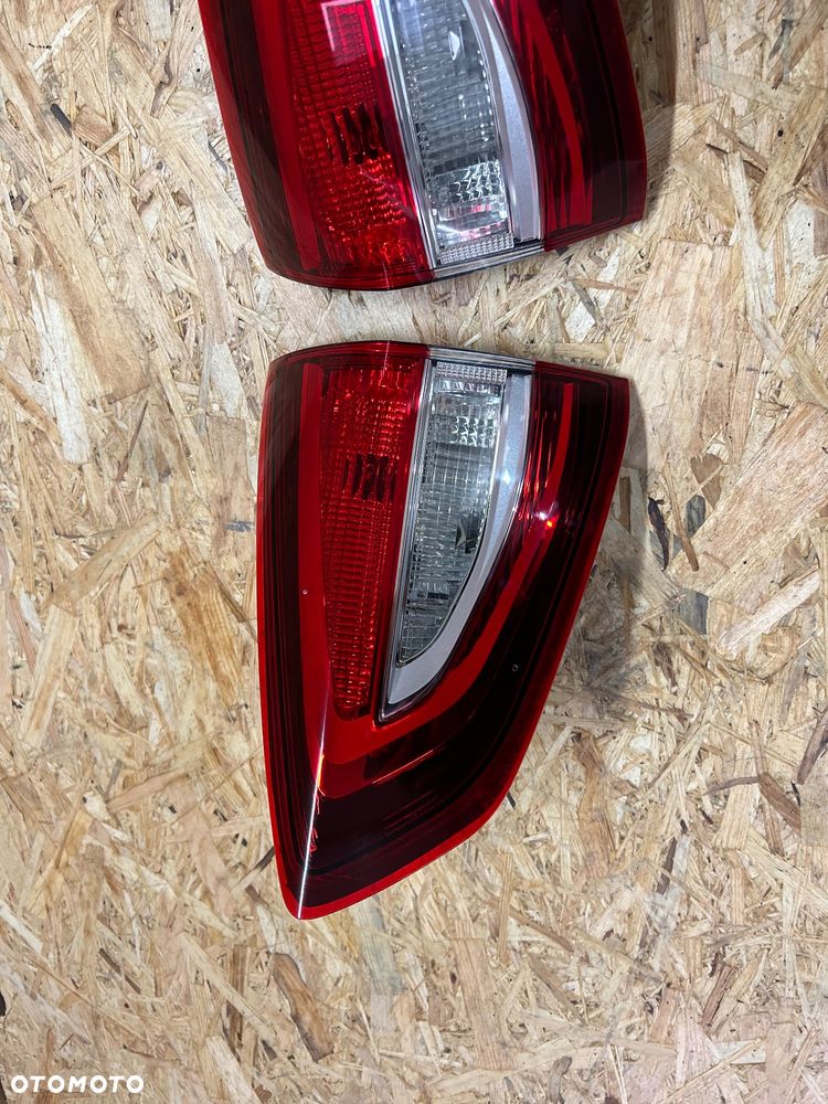 Ford C-max mk2 lift lampa z klapy lewy tył prawy tył F1CB13A603BC  F1CB13A602BC - 3