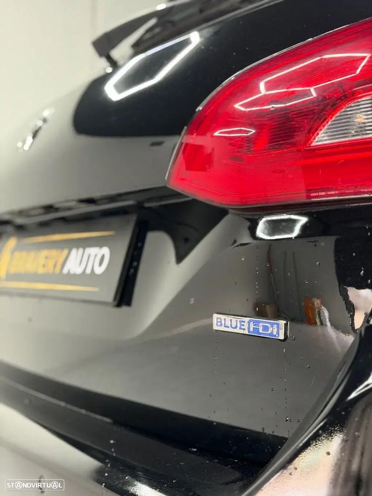 Peugeot 308 SW 1.6 BlueHDi Style - 9