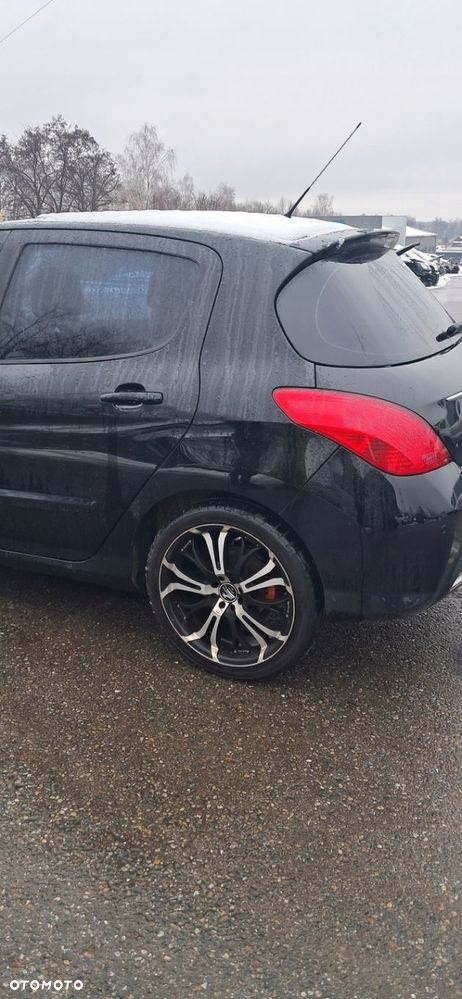 Peugeot 308 T7 błotnik ćwiartka tył lewy 5D HB