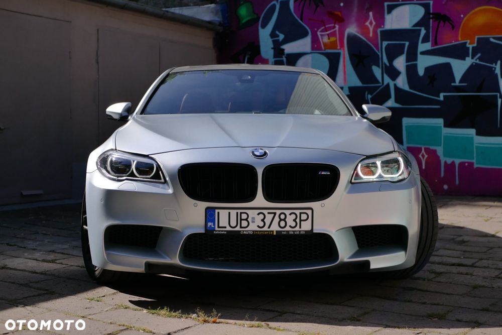 BMW M5 Standard - 2