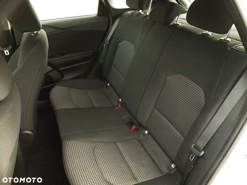 Kia Ceed 1.4 Vision - 28