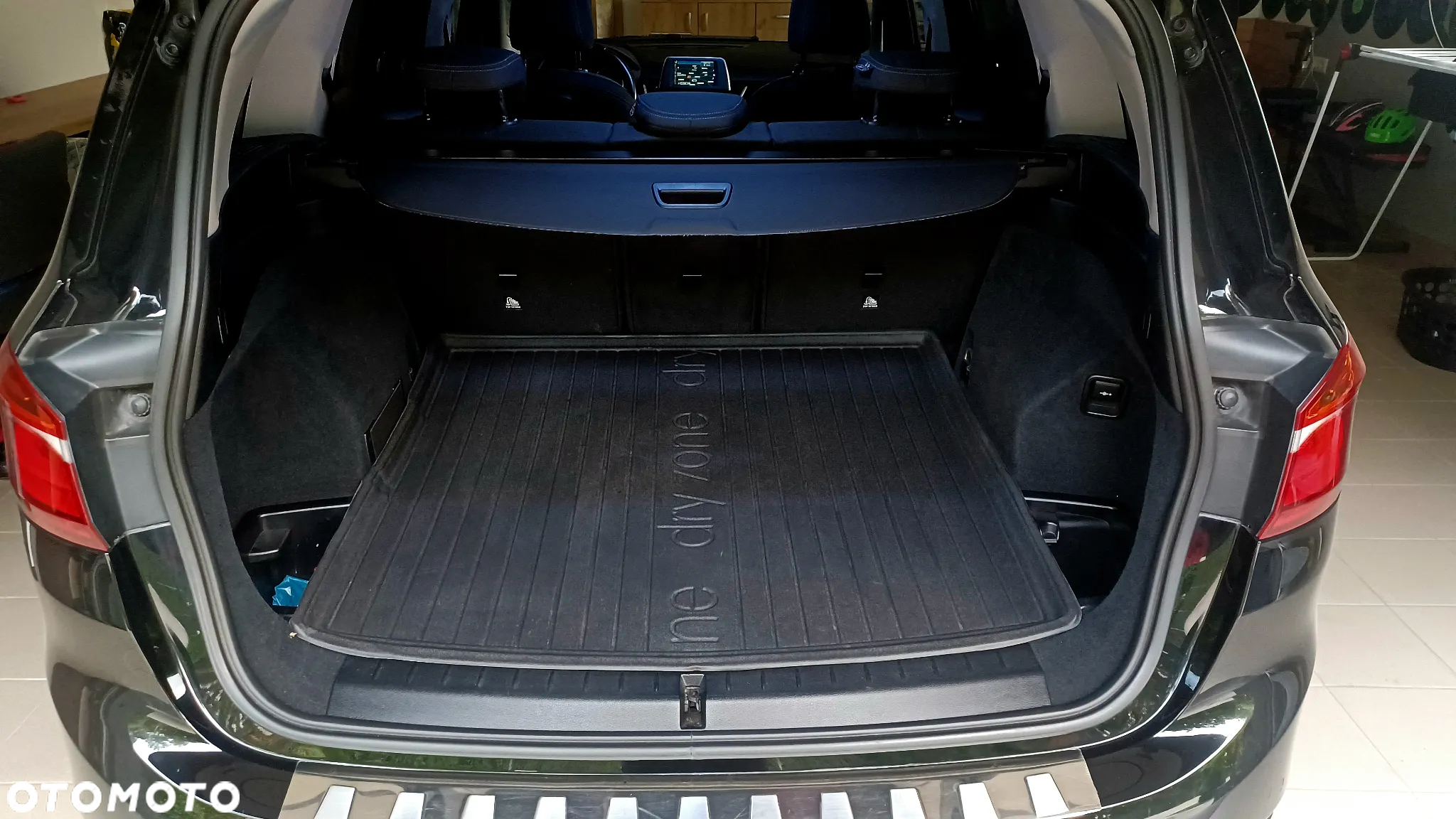 BMW Seria 2 218d - 17