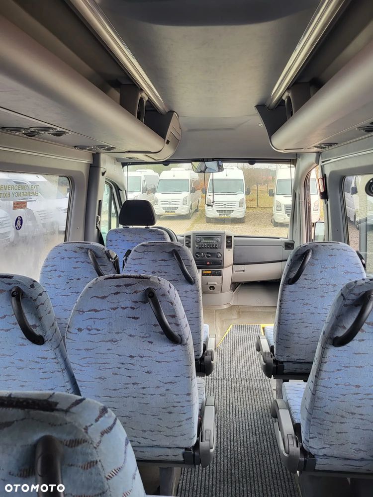 Mercedes-Benz Sprinter 518 CDI 24 miejsca + 3 stojące - 12