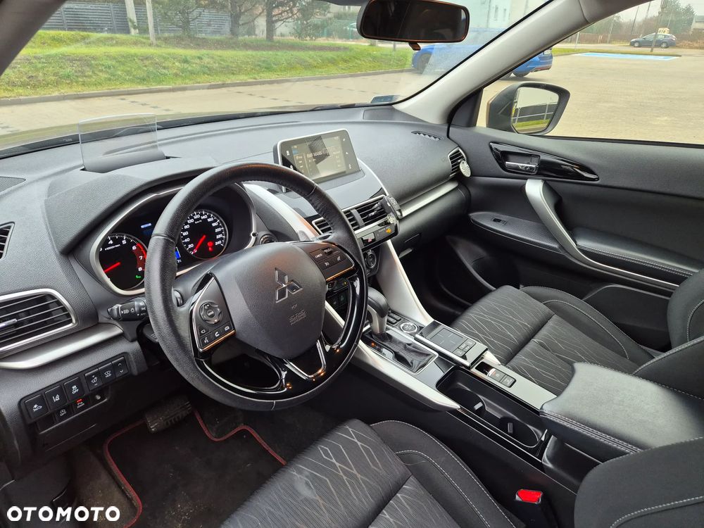 Mitsubishi Eclipse Cross 1.5 T GPF Intense Pro CVT 4WD - 15