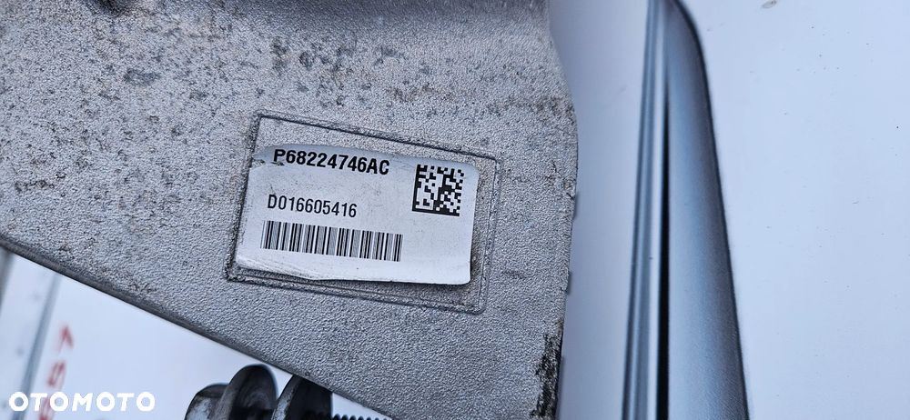 Chrysler Pacifica 2016- 3.6 V6 Mocowanie silnika skrzyni biegów Poduszka Łapa silnika lewa prawa Poduszka Wspornik lewy prawy P68224742AB P68224746AC - 10