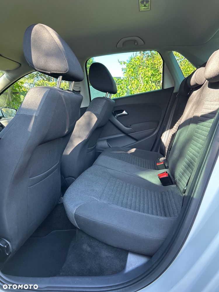 Volkswagen Polo 1.6 TDI Comfortline - 10