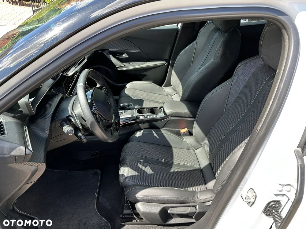 Peugeot 2008 - 22