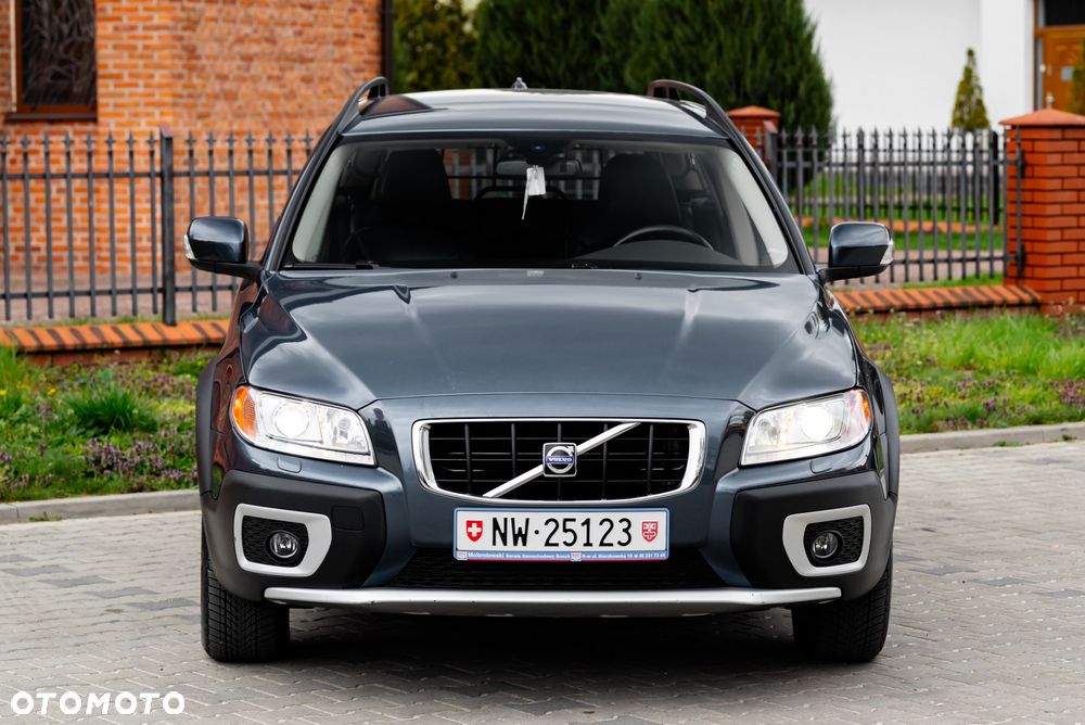 Volvo XC 70 D5 AWD Momentum - 40