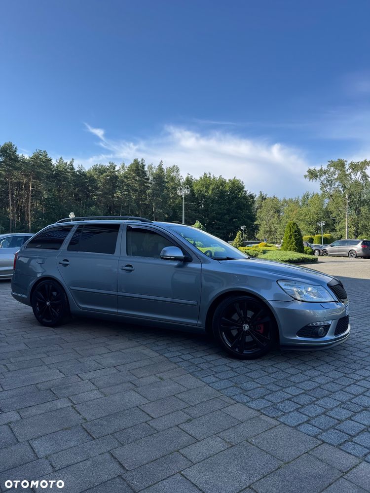 Skoda Octavia 2.0 TDI DPF RS DSG - 8