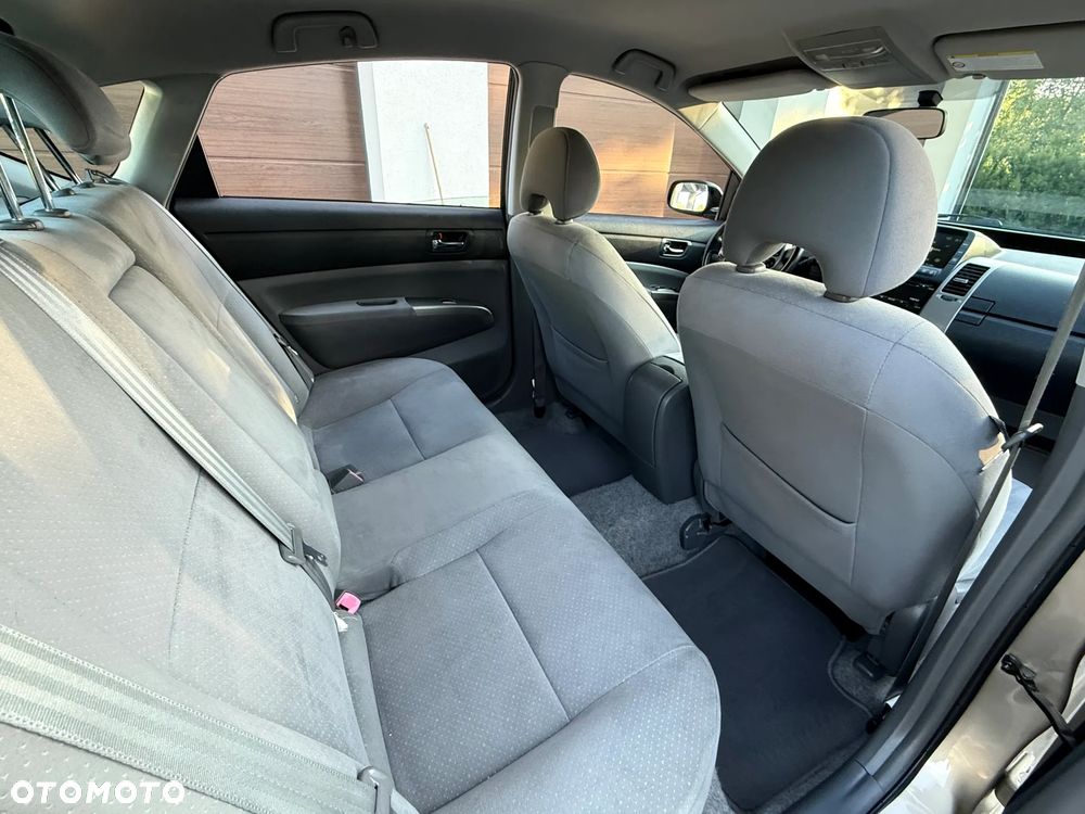Toyota Prius 1.5 VVT-i Sol - 26