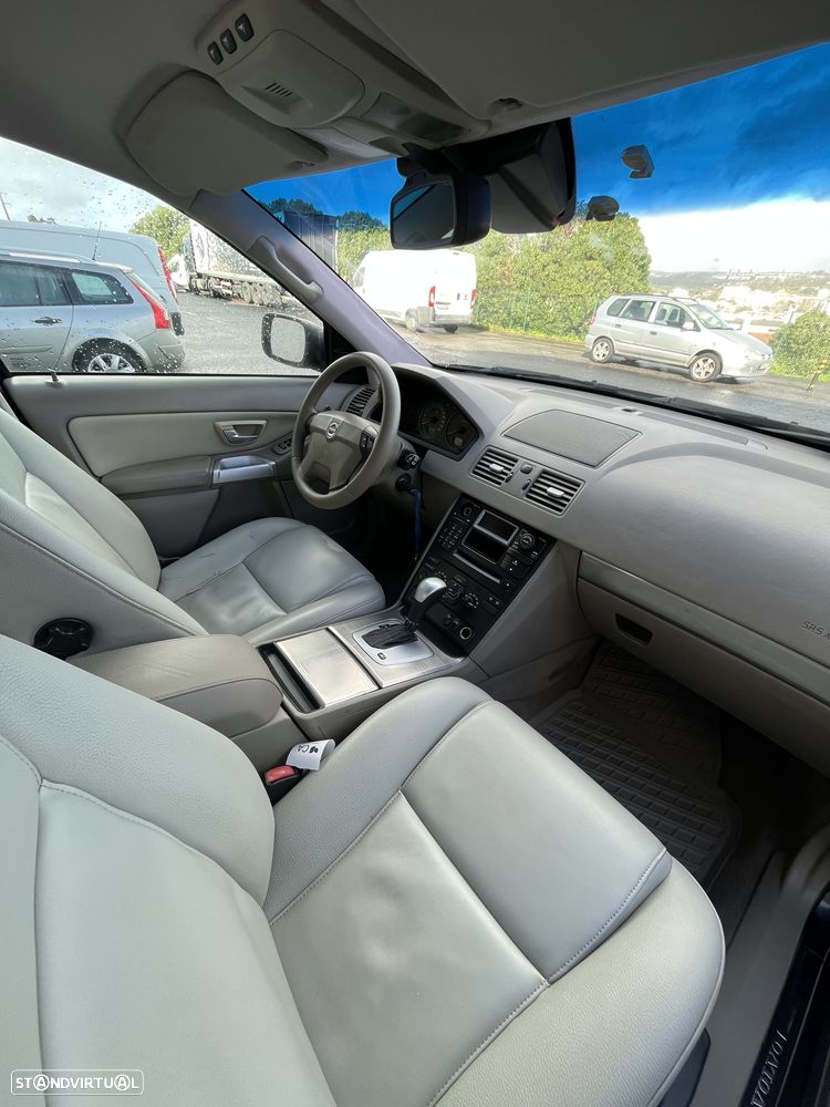 Volvo XC 90 2.4 D5 7L Nivel 2 Auto. - 5