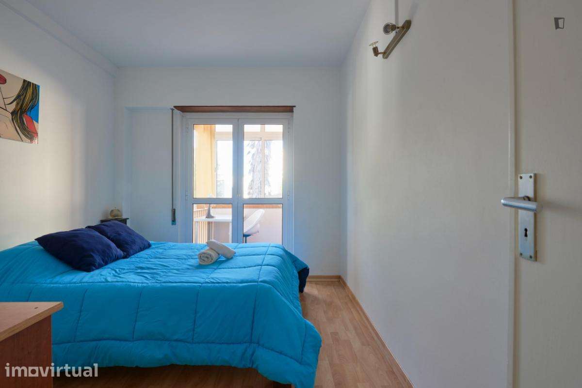 Quarto - localizado em Entrecampos Lisbon - Grande imagem: 5/35