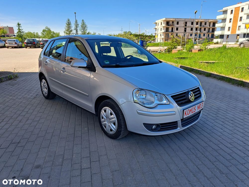 Volkswagen Polo - 1