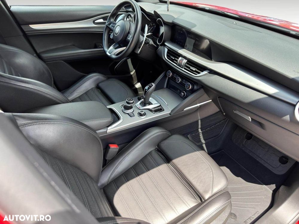 Alfa Romeo Stelvio - 15