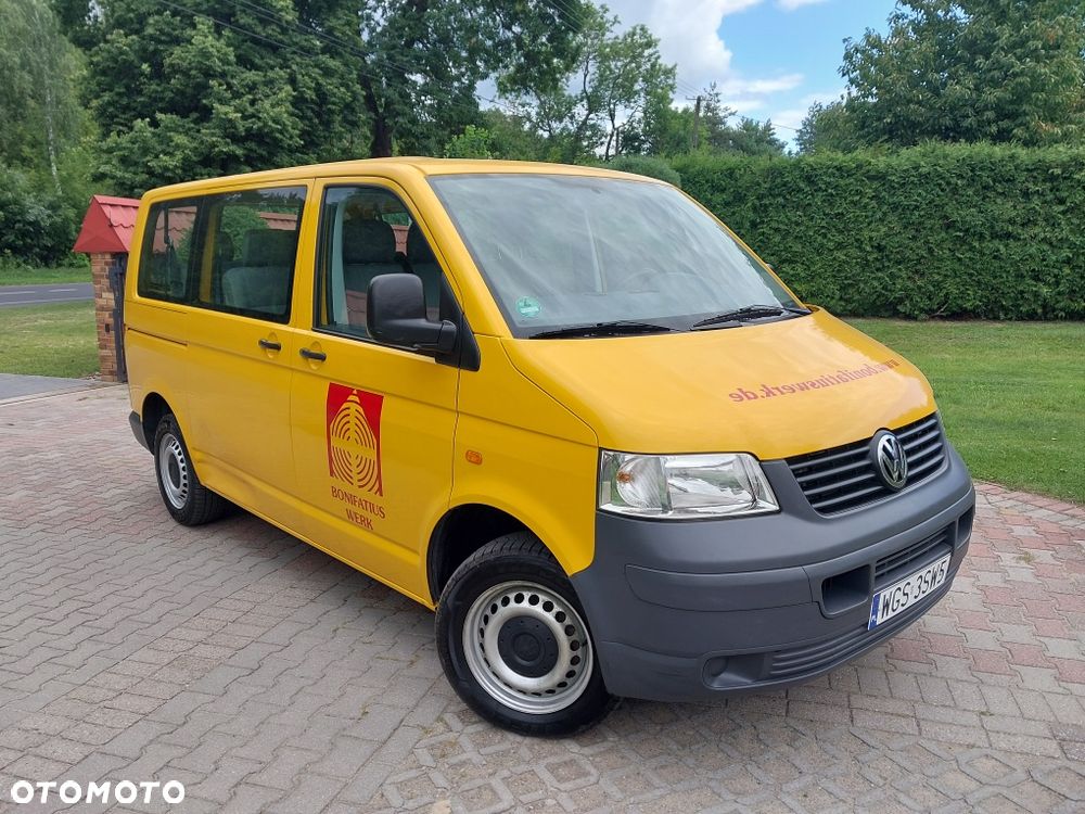 Volkswagen Transporter - 2
