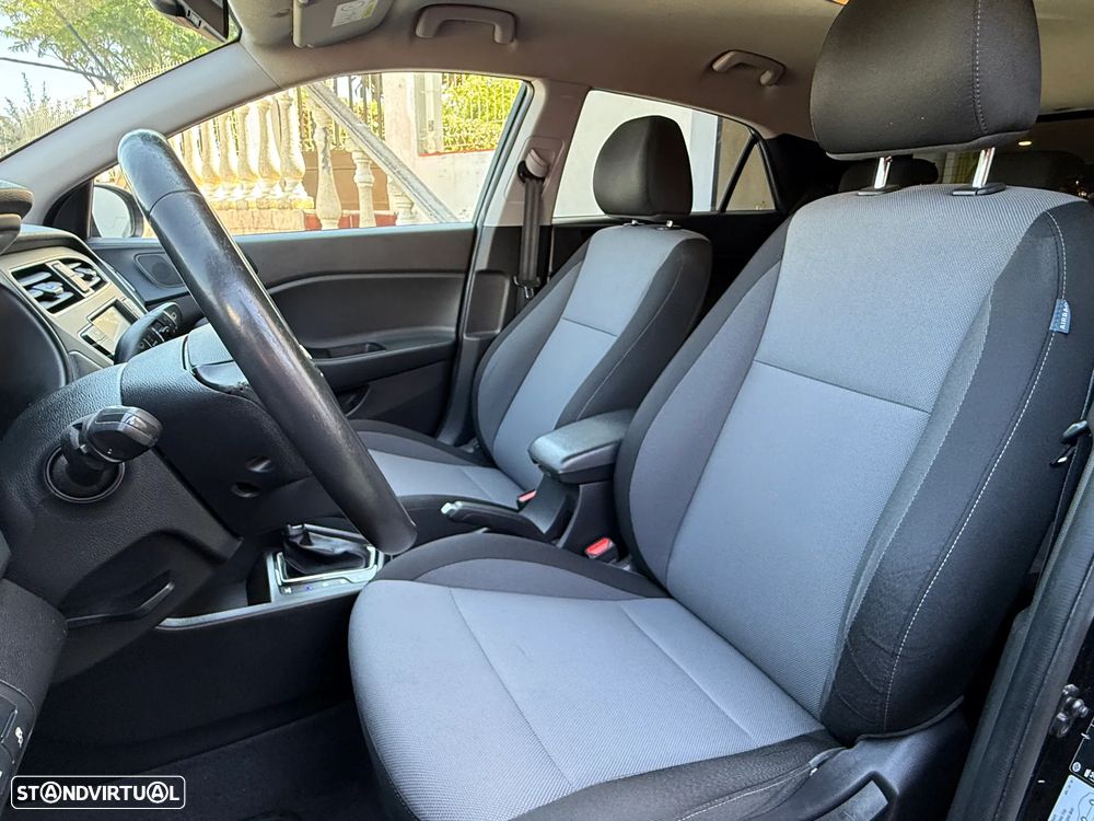 Hyundai i20 1.0 T-GDI Style DCT - 12