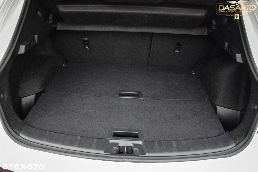 Nissan Qashqai 1.3 DIG-T DCT TEKNA - 28